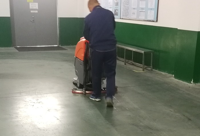 CNC車間洗地機使用效果